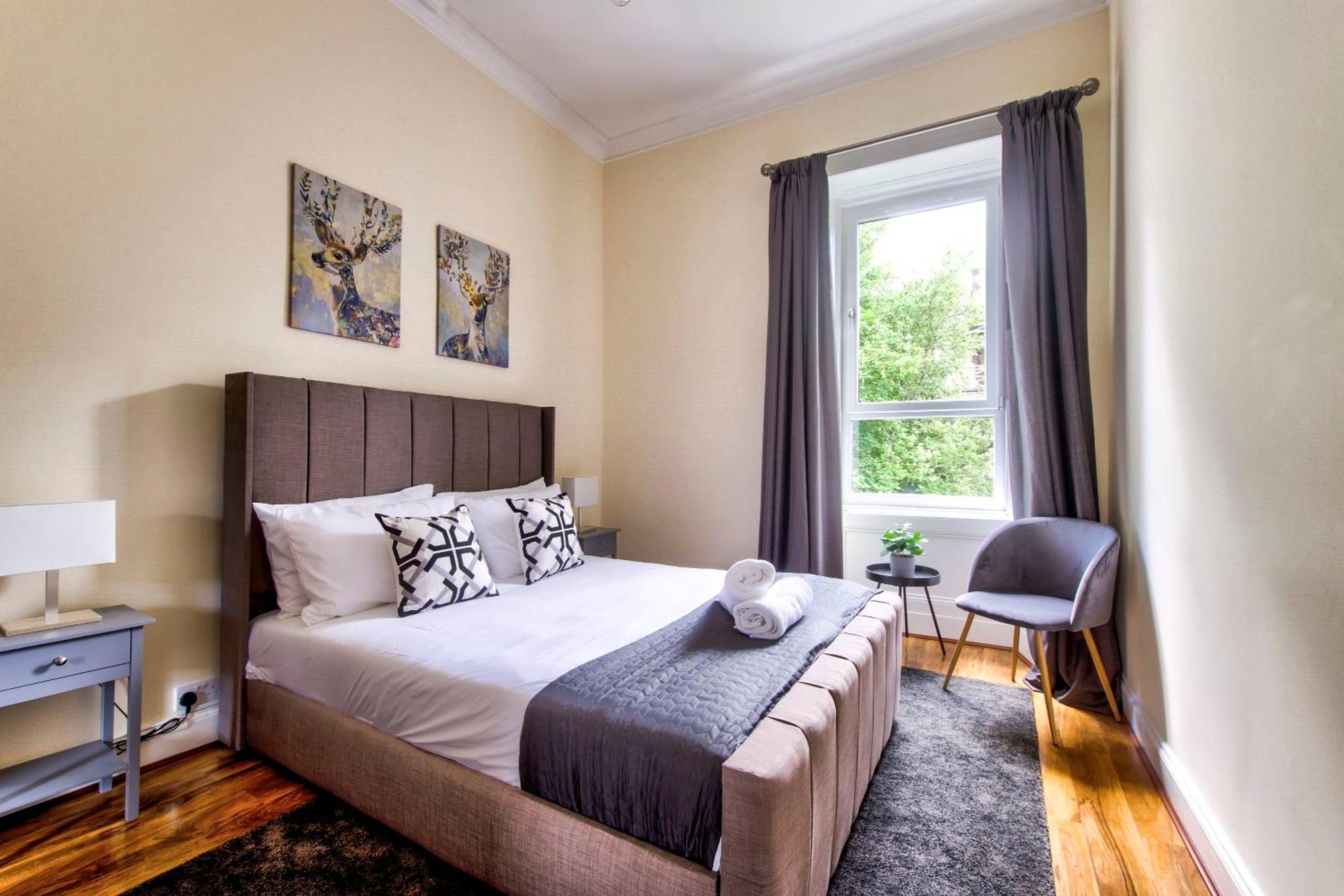 Stunning 5 Bedroom Apt, Close To City Centre, Sec, Hydro And Motorway Glasgow Ngoại thất bức ảnh