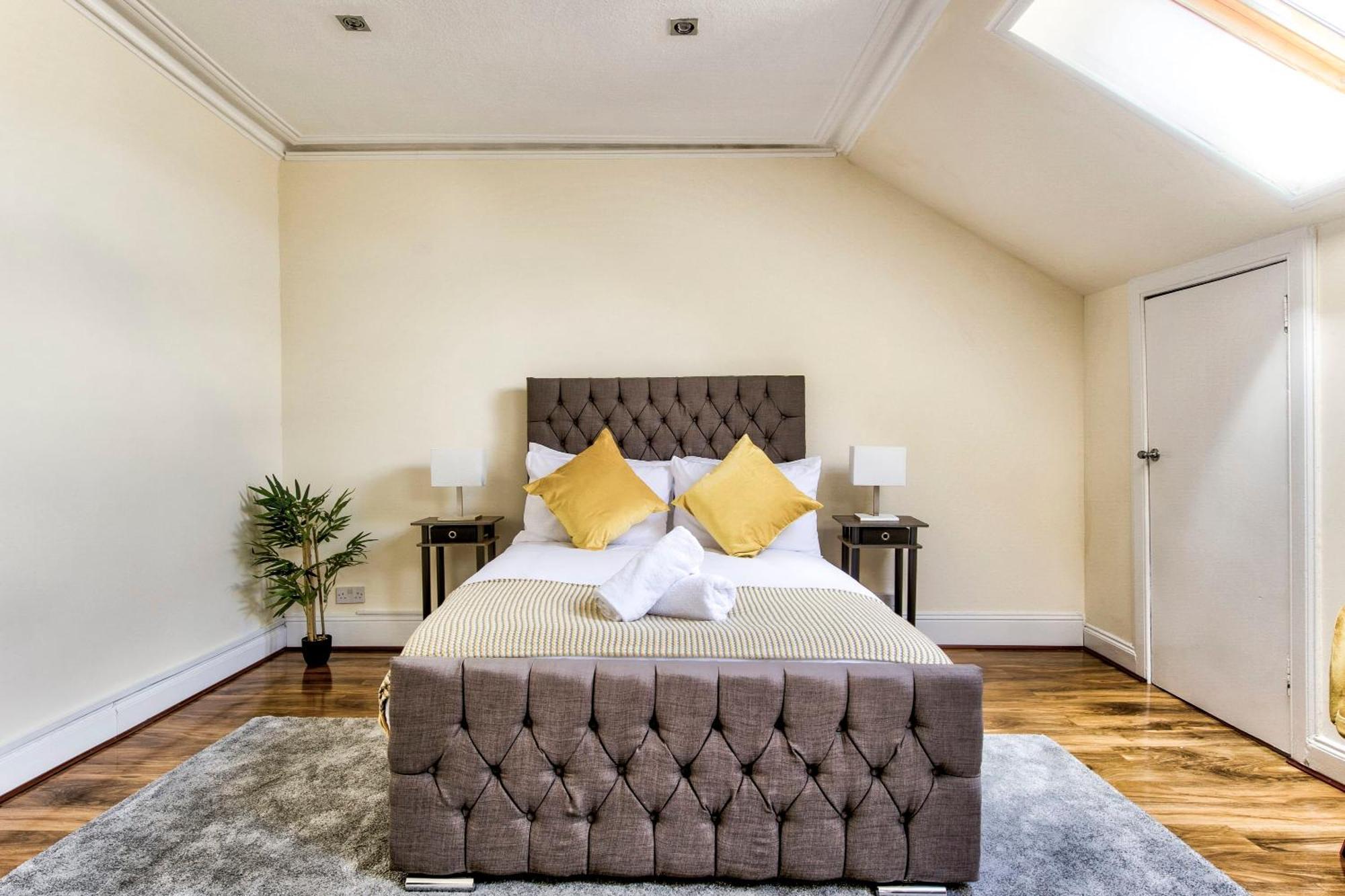 Stunning 5 Bedroom Apt, Close To City Centre, Sec, Hydro And Motorway Glasgow Ngoại thất bức ảnh