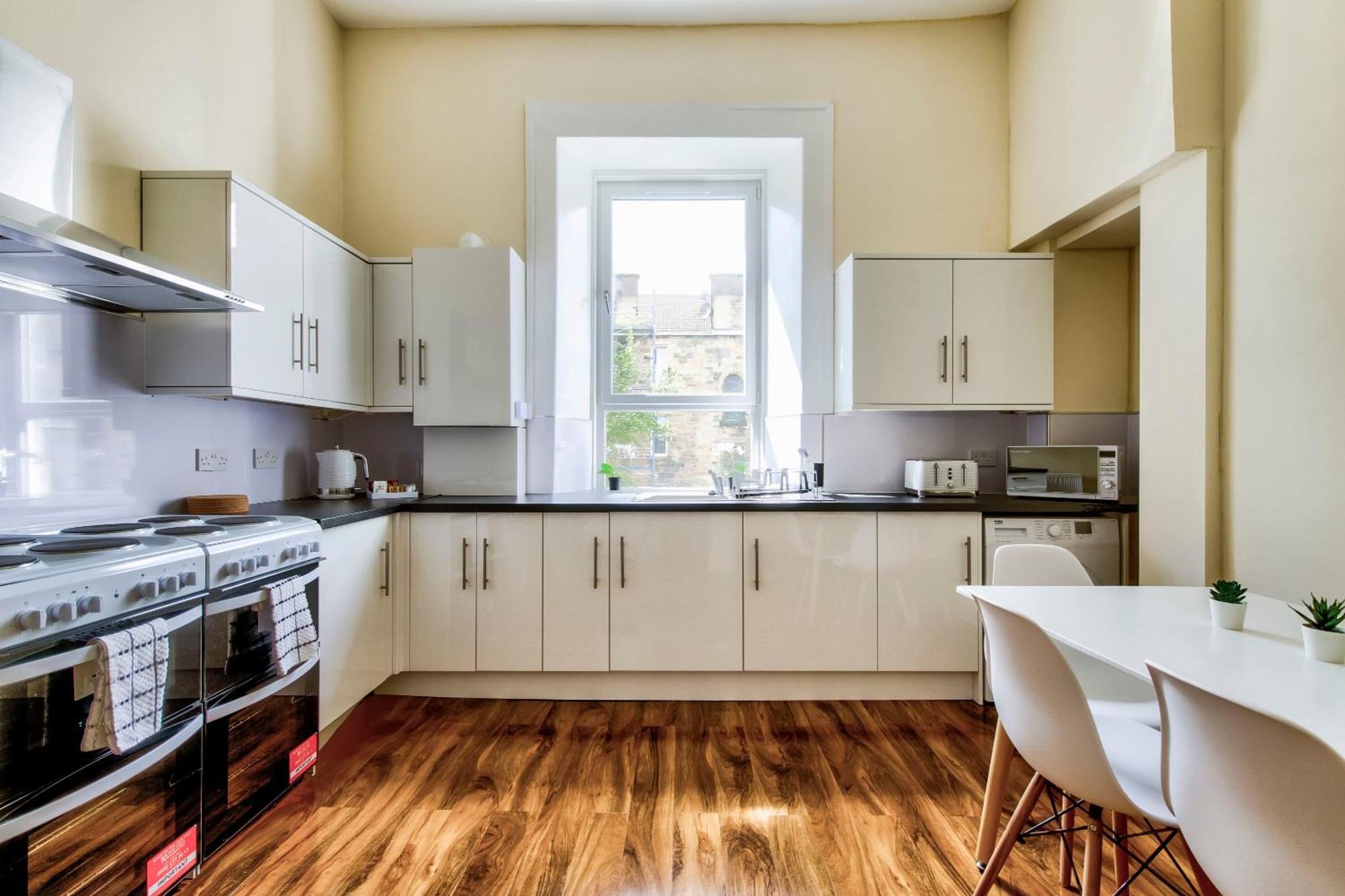 Stunning 5 Bedroom Apt, Close To City Centre, Sec, Hydro And Motorway Glasgow Ngoại thất bức ảnh
