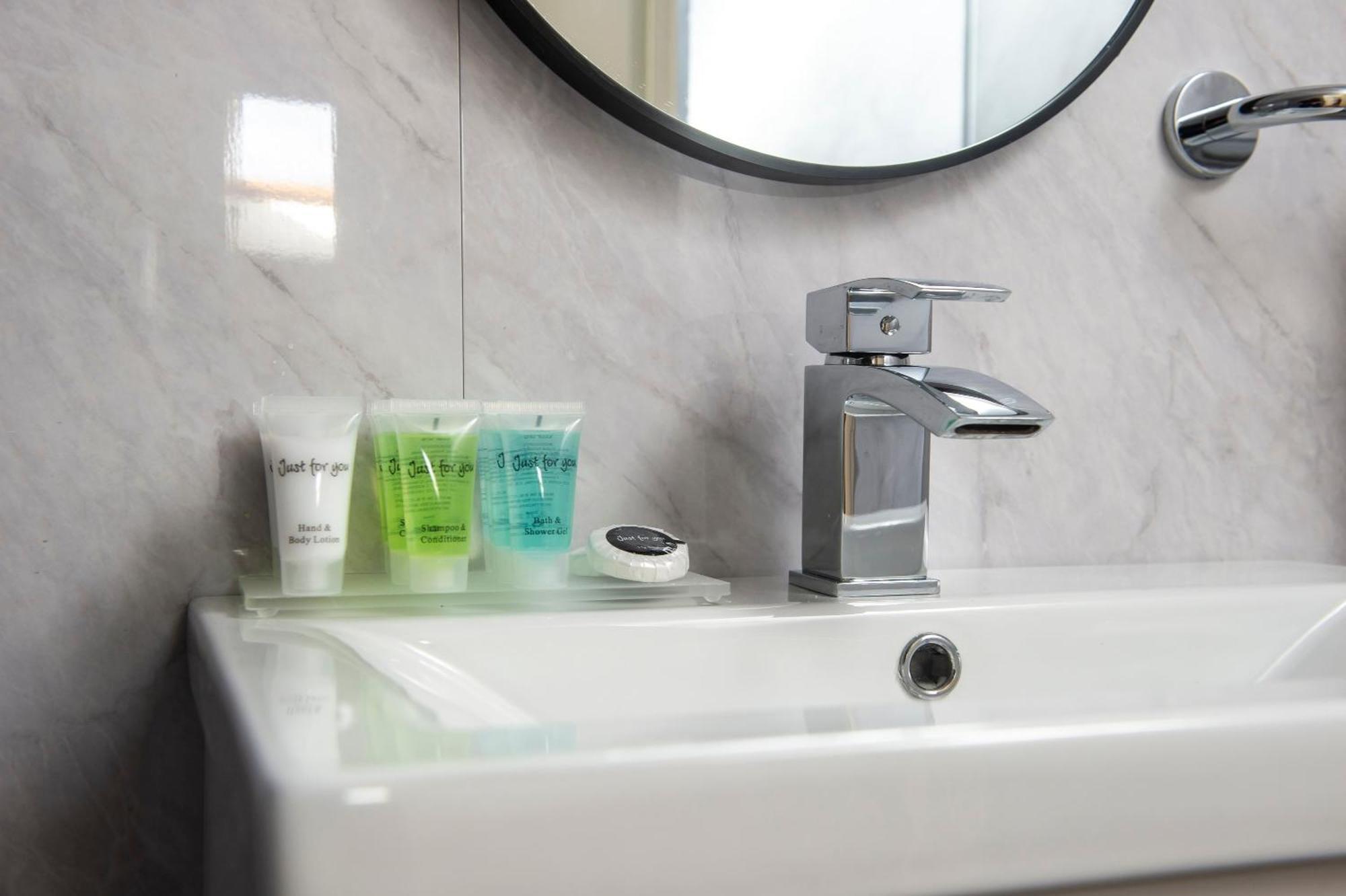 Stunning 5 Bedroom Apt, Close To City Centre, Sec, Hydro And Motorway Glasgow Ngoại thất bức ảnh
