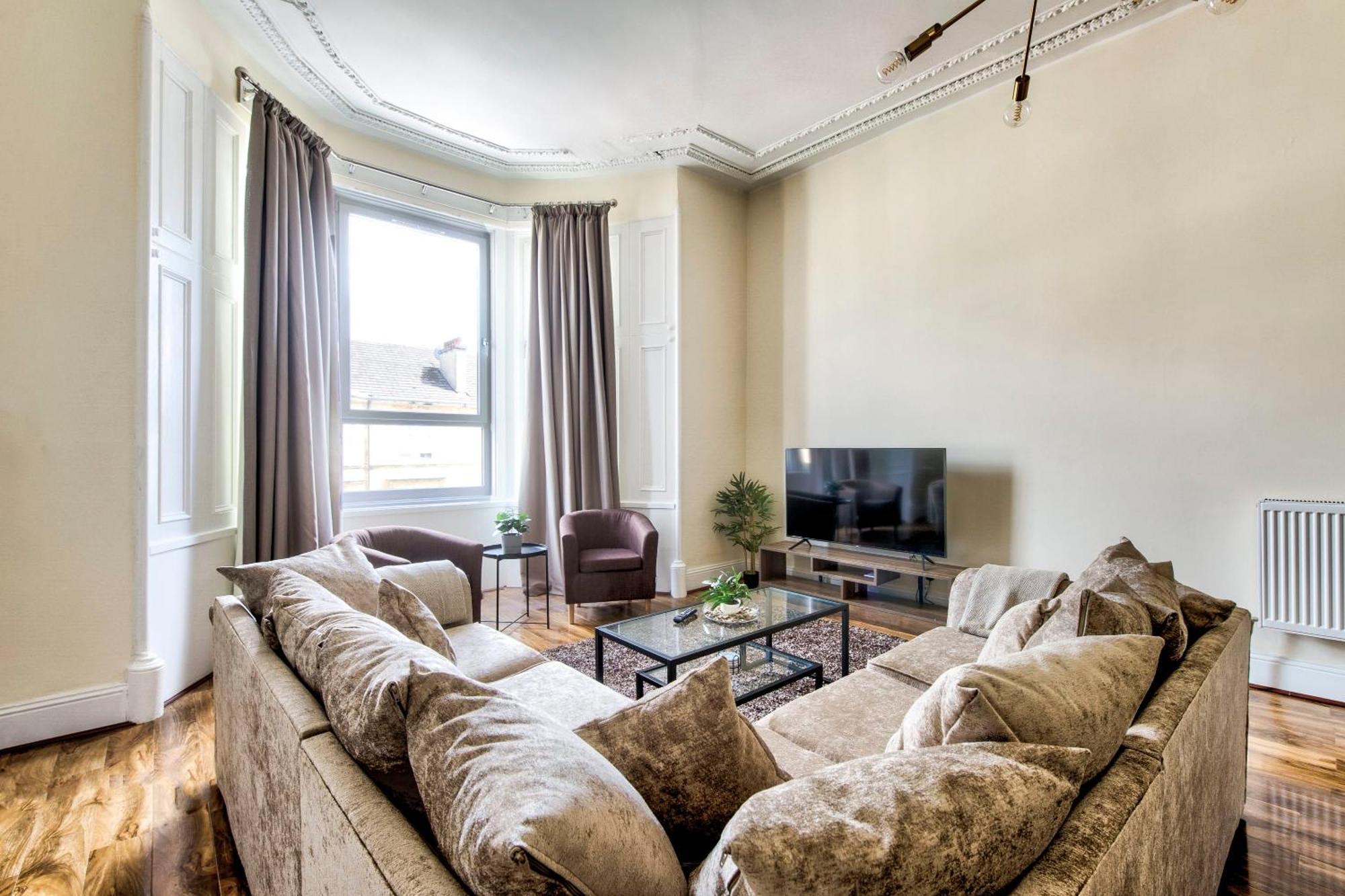 Stunning 5 Bedroom Apt, Close To City Centre, Sec, Hydro And Motorway Glasgow Ngoại thất bức ảnh